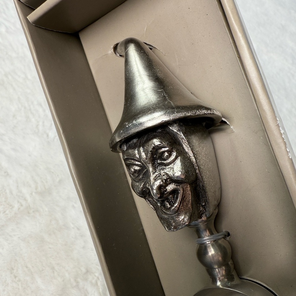 BKP Halloween Witch Metal Ice Scoop‎ Barware
Party Entertain Silver India NEW - Picture 8 of 16